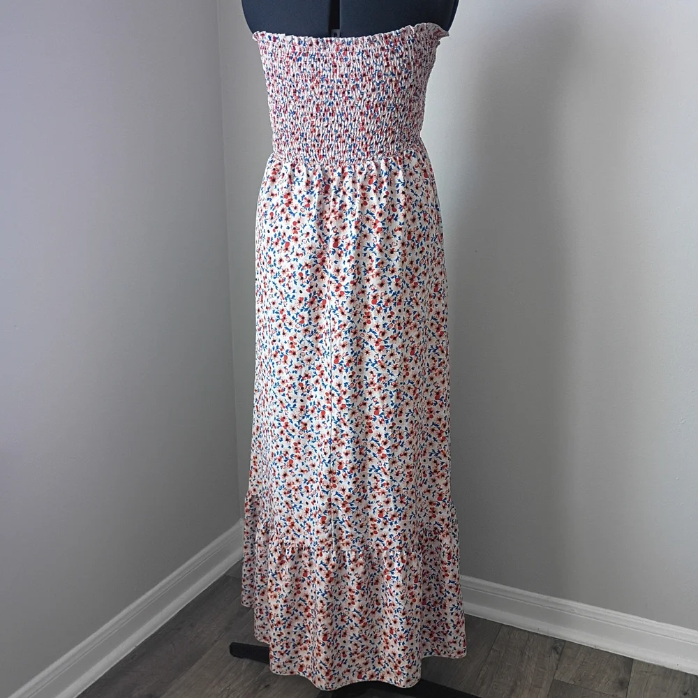 SHEIN Smocked Maxi Dress with Multicolor Flower Print - Picture 3 of 8